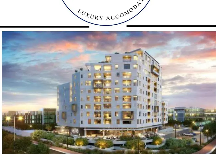 Luxury Three Bedroom Axis- Ocean And Mountain Views