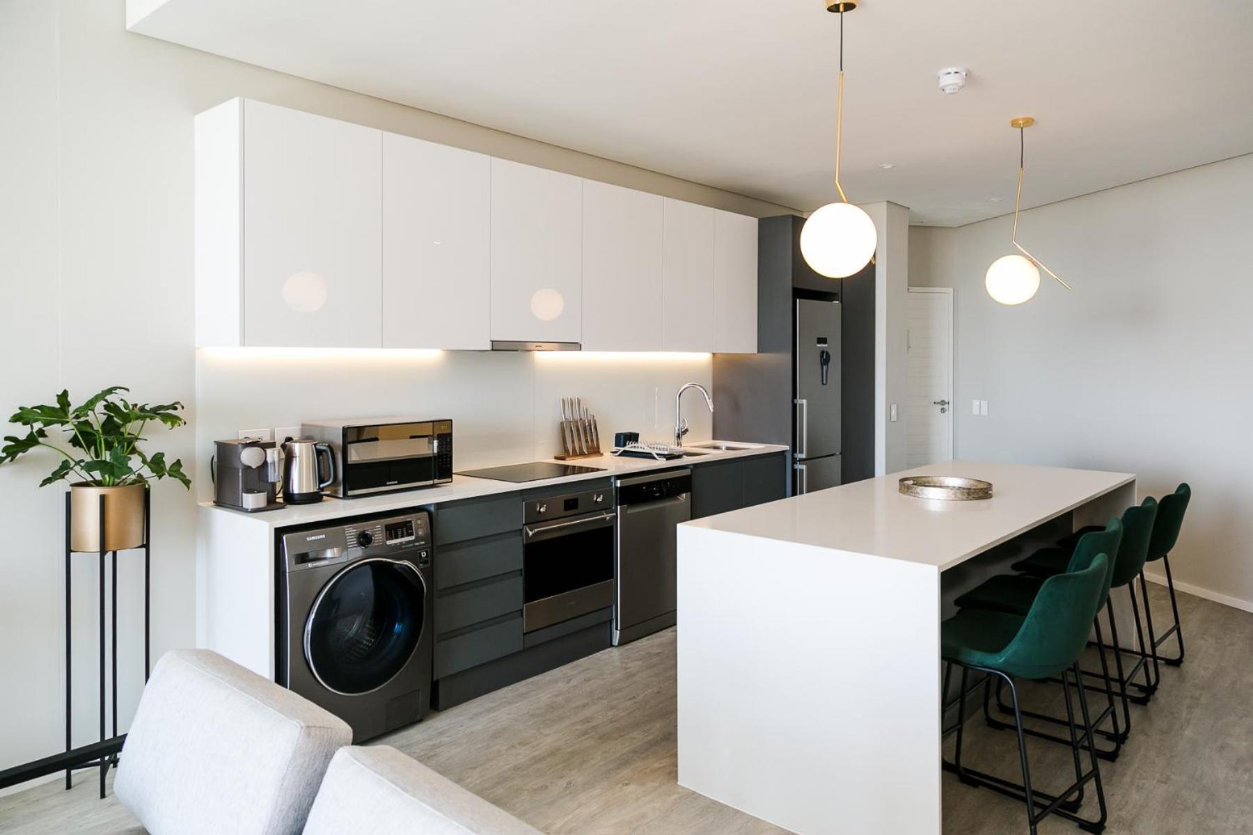 Luxury Three Bedroom Axis- Ocean And Mountain Views Apartment